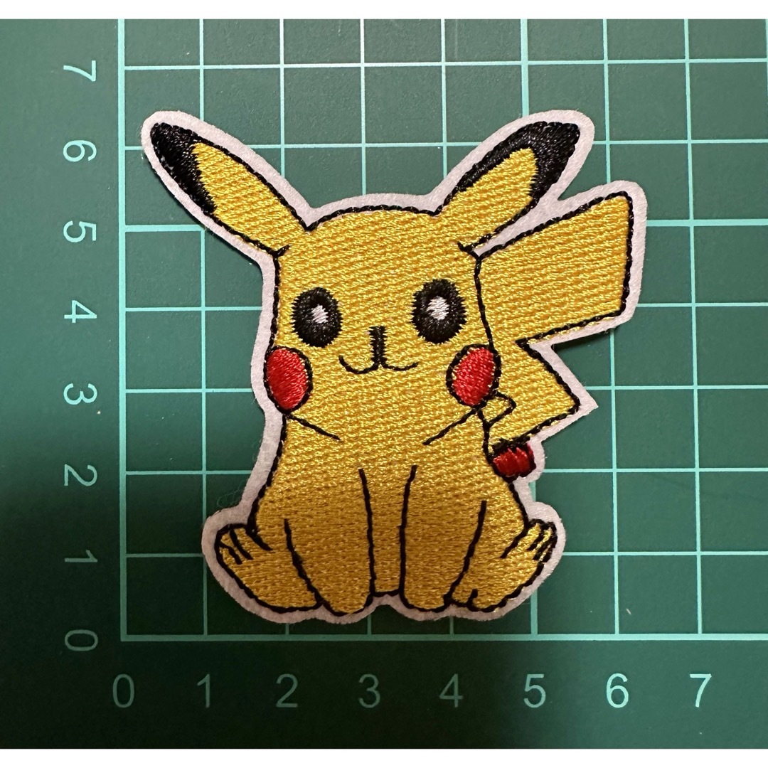 ポケモン アイロンワッペン 16点セット ハンドメイドの素材/材料(各種パーツ)の商品写真