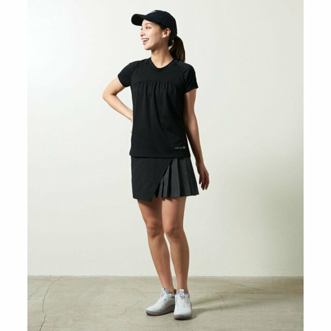 UNITED ARROWS(ユナイテッドアローズ)の【BLACK】<UNITED ARROWS GOLF > ウィメンズ ギャザー クルーネックシャツ スポーツ/アウトドアのゴルフ(その他)の商品写真