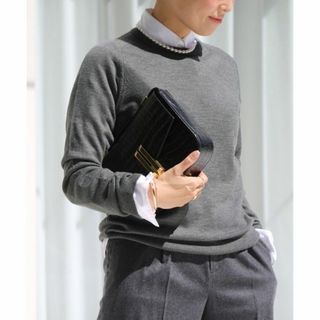 INED - イネド【LOLAE' MAGLIA】アルパカウールVネックプルオーバーの