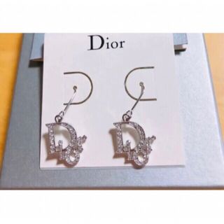 ディオール(Christian Dior) シルバー ピアスの通販 300点以上