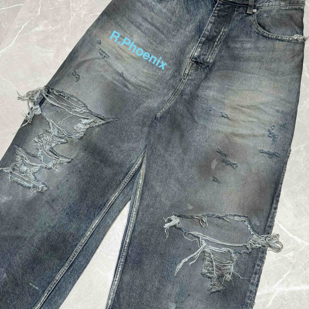 Balenciaga(バレンシアガ)のK様専用② BALENCIAGA DISTRESSED JEANS XS メンズのパンツ(デニム/ジーンズ)の商品写真