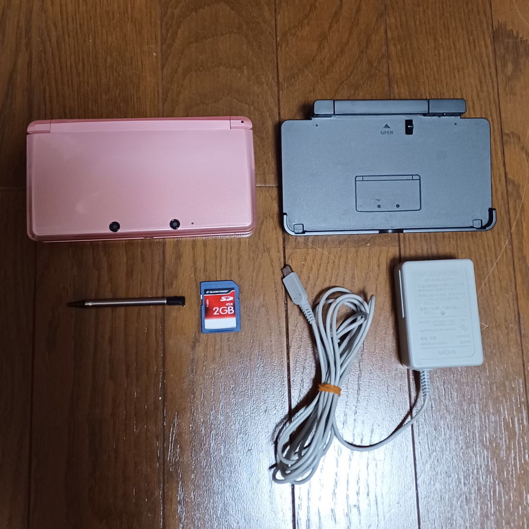 nintendoニンテンドー3DS ミスティピンク