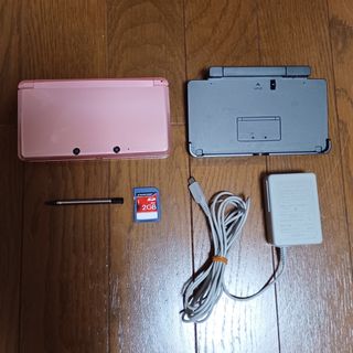 ニンテンドー3DS - 美品 New3DSLL 本体(メタリックブラック)+備品付き