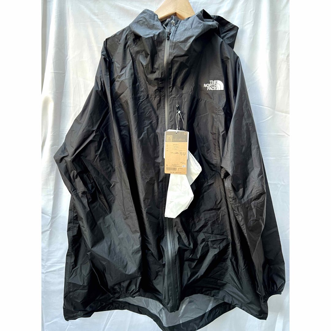 THE NORTH FACE(ザノースフェイス)の新品 ノースフェイス タプトポンチョ NP12211 黒 レイン 防水 L  メンズのジャケット/アウター(ナイロンジャケット)の商品写真