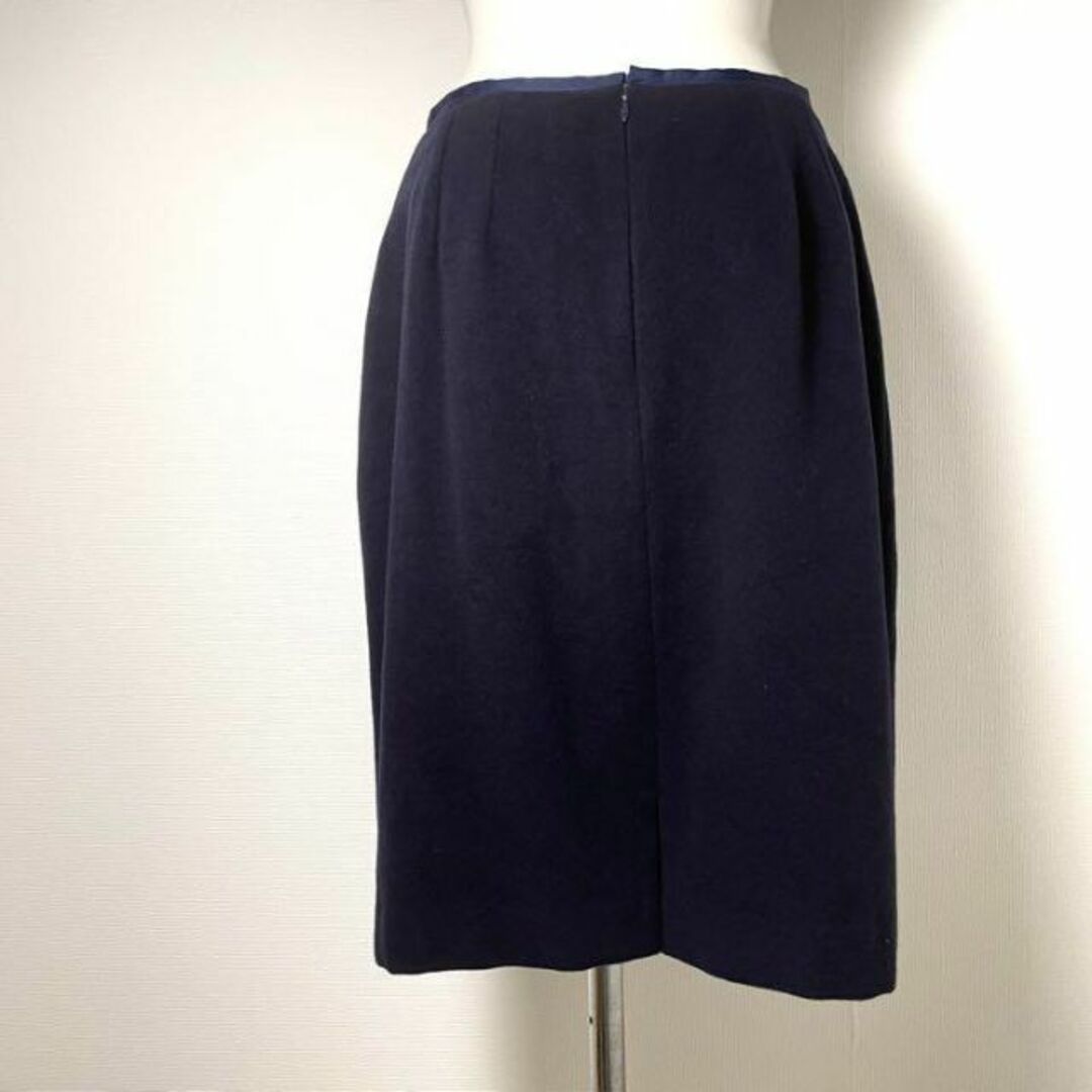 LAURA ASHLEY(ローラアシュレイ)のローラアシュレイ❗️超美品！ミニタイトスカート　ネイビー紺色　ウール　高品質 レディースのスカート(ミニスカート)の商品写真