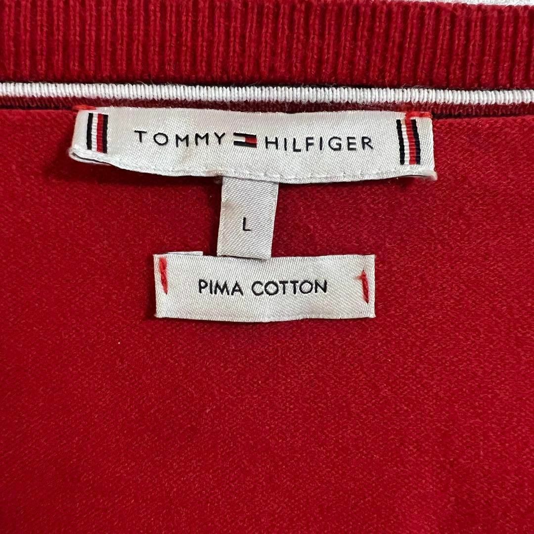 TOMMY HILFIGER(トミーヒルフィガー)のトミー　ニット　セーター　赤　シンプル　ロゴ入り　Ｖネック　レッド　中国製　L メンズのトップス(ニット/セーター)の商品写真
