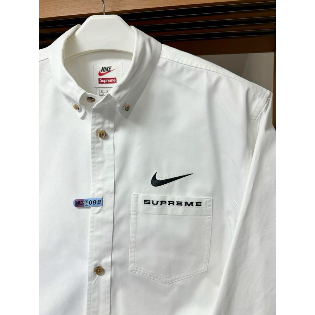 Supreme(シュプリーム)の✨コラボ・極美品✨Supreme × NIKE ボタンダウンシャツ メンズのトップス(シャツ)の商品写真