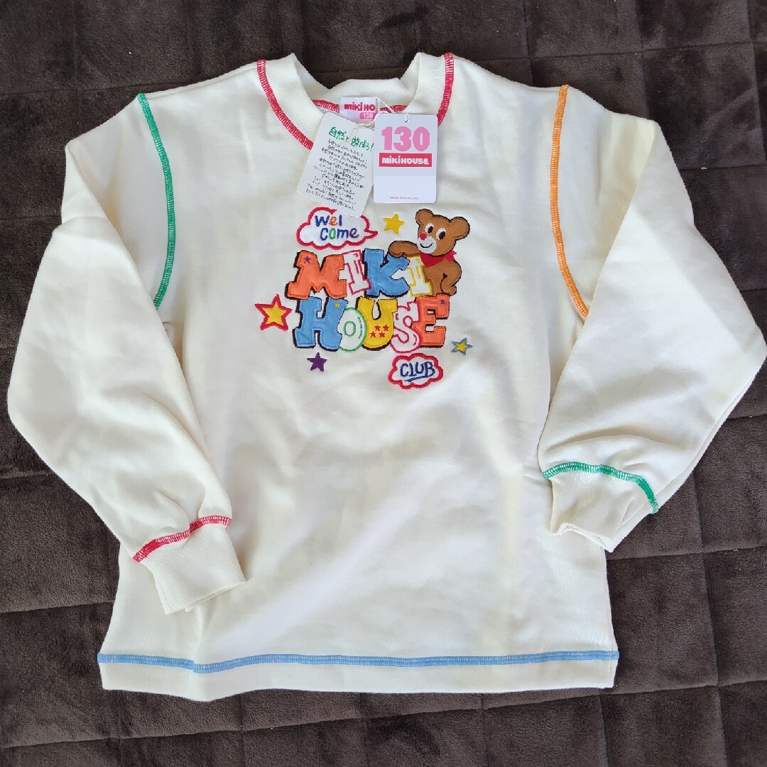 mikihouse(ミキハウス)のサイズ130　新品　トレーナー キッズ/ベビー/マタニティのキッズ服女の子用(90cm~)(Tシャツ/カットソー)の商品写真