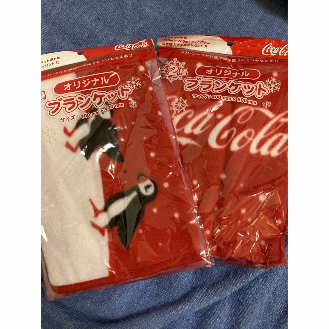 コカ・コーラ(コカコーラ)の未開封)コカコーラ　ブランケット2枚　ペンギン エンタメ/ホビーのコレクション(ノベルティグッズ)の商品写真