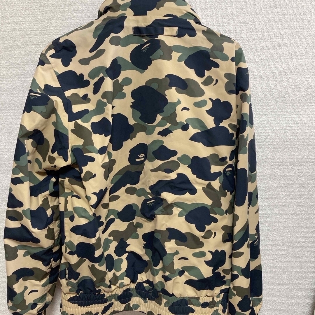 A BATHING APE(アベイシングエイプ)のA BATHING APE ジャケット メンズのジャケット/アウター(ナイロンジャケット)の商品写真