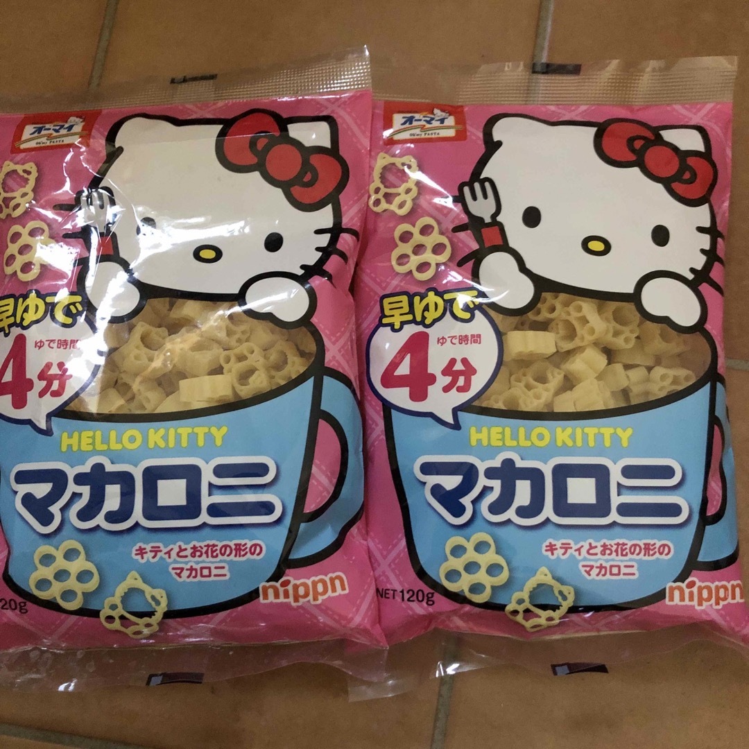 ニップン(ニップン)のキティちゃん　マカロニ  2袋セット 食品/飲料/酒の食品(麺類)の商品写真