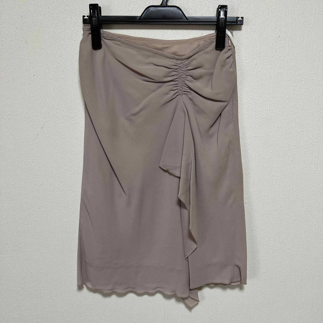 SCOT CLUB(スコットクラブ)のSCOTCLUB ベージュ　スカート　M レディースのスカート(ひざ丈スカート)の商品写真