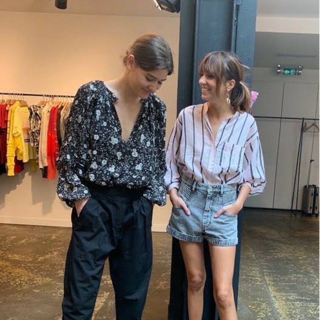 Isabel Marant(イザベルマラン)のtomtom様用　イザベルマラン　花柄シフォンブラウス レディースのトップス(シャツ/ブラウス(長袖/七分))の商品写真