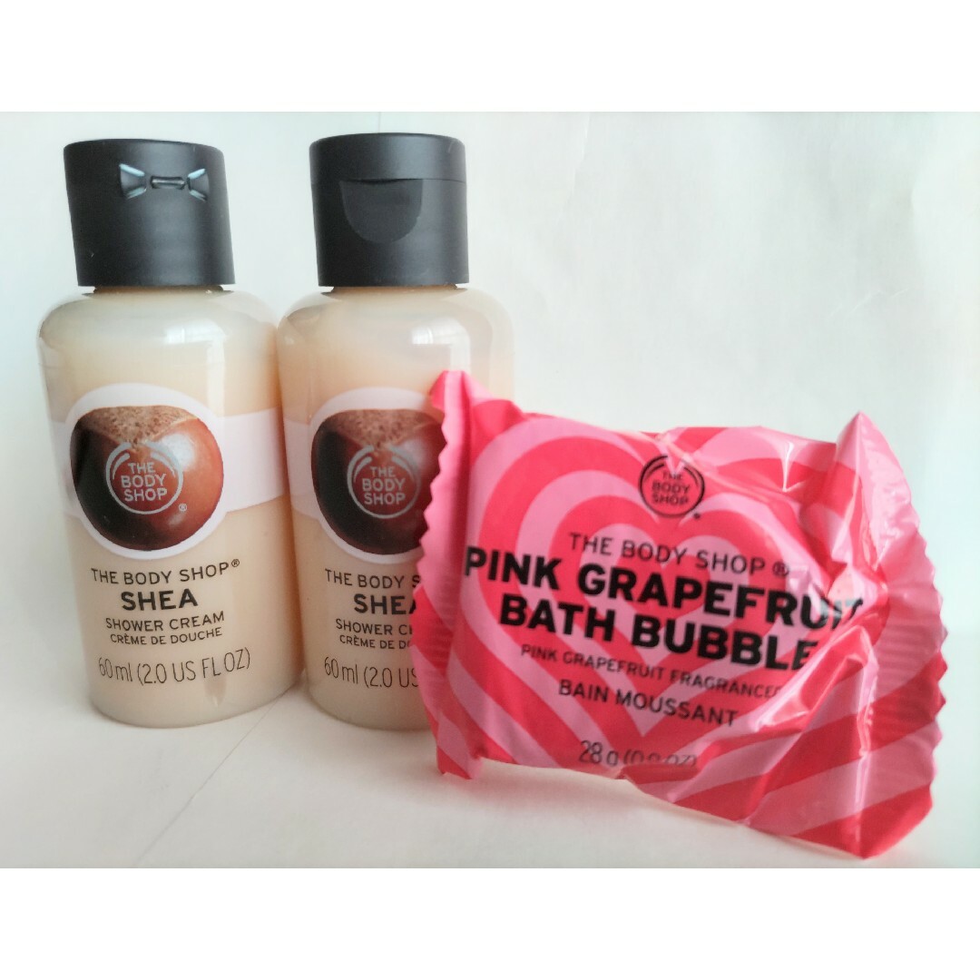 THE BODY SHOP(ザボディショップ)のTHE BODY SHOP シャワークリーム、バスバブル　セット コスメ/美容のボディケア(バスグッズ)の商品写真