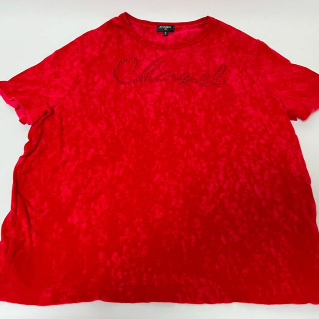 CHANEL(シャネル)のCHANEL シャネル Tシャツ レッド トップス コットン P643118K60233 N7090 ロゴ 46/48 レディースのトップス(Tシャツ(半袖/袖なし))の商品写真