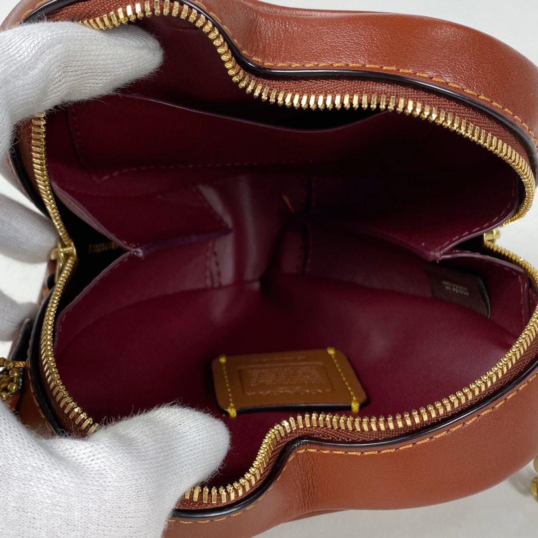 COACH - コーチ ハート クロスボディ 14 レディース 【中古】の通販 by