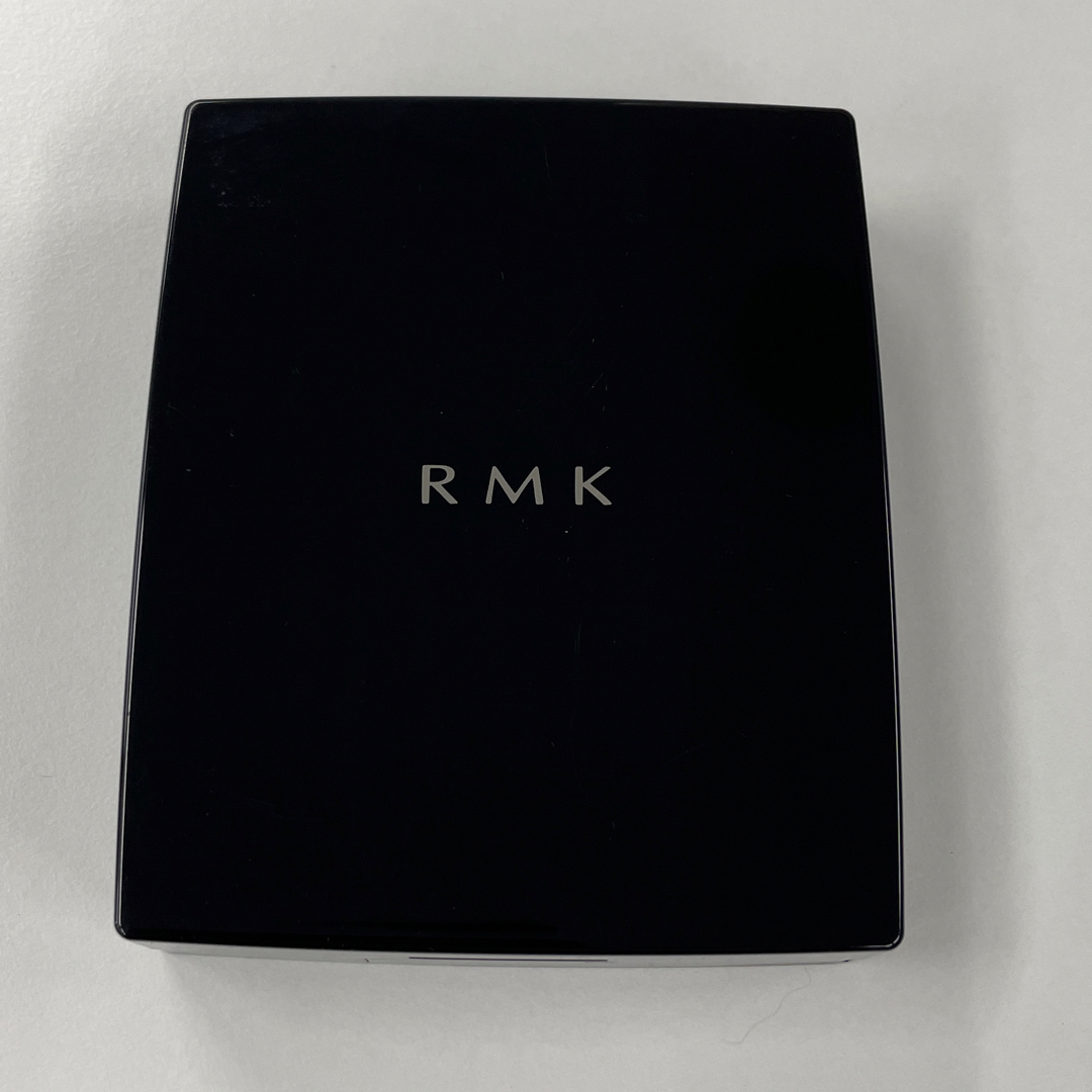 RMK(アールエムケー)の〈RMK〉クリスマスパレット　アイシャドウ＆チーク コスメ/美容のキット/セット(コフレ/メイクアップセット)の商品写真