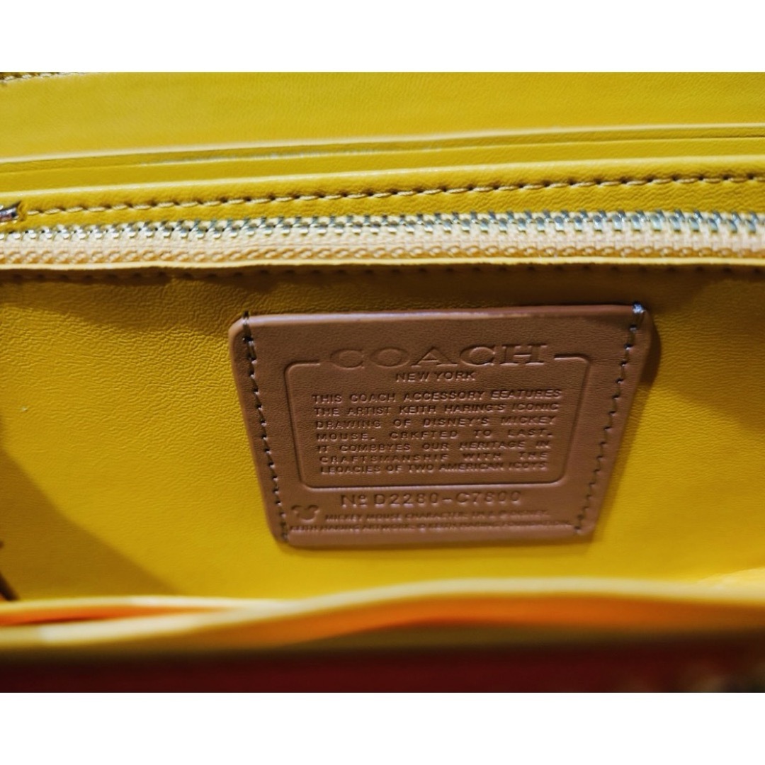 COACH(コーチ)のCOACH長財布 Disney×Keith Haringコラボ レディースのファッション小物(財布)の商品写真