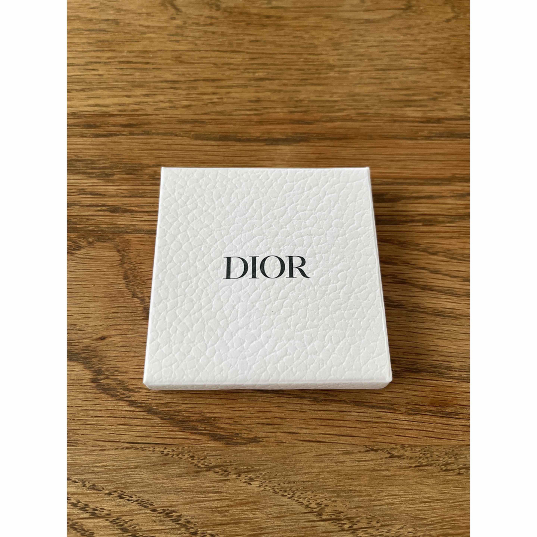 Dior(ディオール)の【新品未使用】 DIOR ディオール ノベルティ スマホリング  スマホ/家電/カメラのスマホアクセサリー(その他)の商品写真