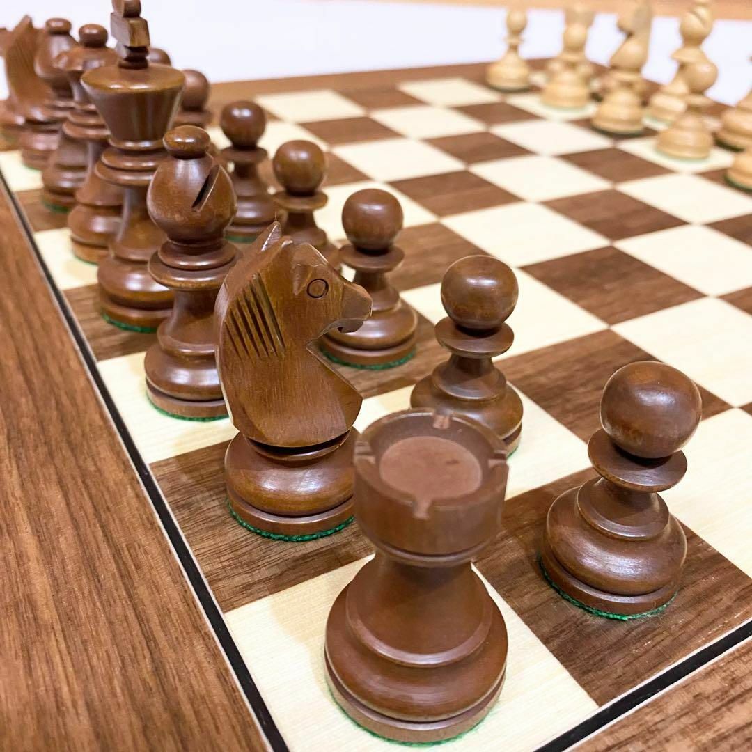 チェスセット 木製チェス カエデ材 クルミ材 チェスボード ヴィンテージ エンタメ/ホビーのテーブルゲーム/ホビー(オセロ/チェス)の商品写真