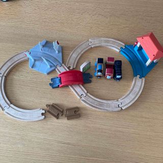 トーマス(THOMAS)のトーマス木製おもちゃ(電車のおもちゃ/車)