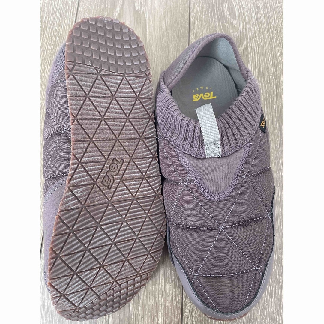 Teva(テバ)の新品未使用 TEVA テバ リエンバーモック スリッポン レディース 25cm  レディースの靴/シューズ(スリッポン/モカシン)の商品写真