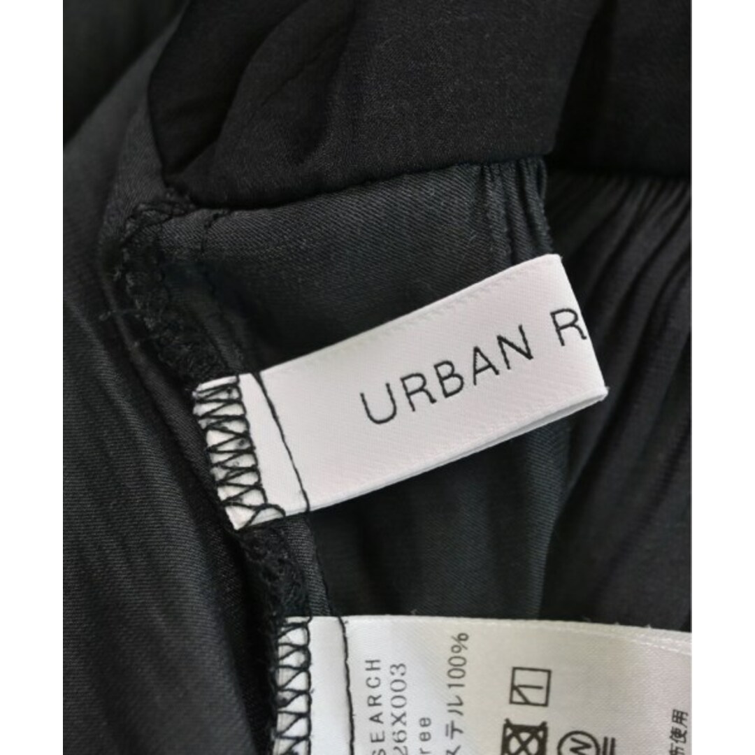 URBAN RESEARCH(アーバンリサーチ)のURBAN RESEARCH アーバンリサーチ ワンピース F 黒 【古着】【中古】 レディースのワンピース(ひざ丈ワンピース)の商品写真