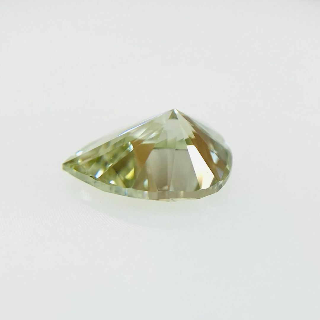 FANCY GRAYISH YELLOWISH GREEN 0.76ct PS レディースのアクセサリー(その他)の商品写真