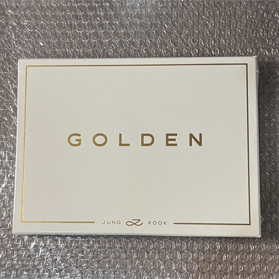 防弾少年団(BTS)(ボウダンショウネンダン)の【新品未開封】BTS ジョングク GOLDEN SOLID 白 jungkook エンタメ/ホビーのCD(K-POP/アジア)の商品写真