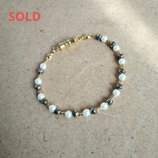 ❰SOLD❱ハンドメイド　パールビーズブレスレット　デザインパール(ブレスレット/バングル)