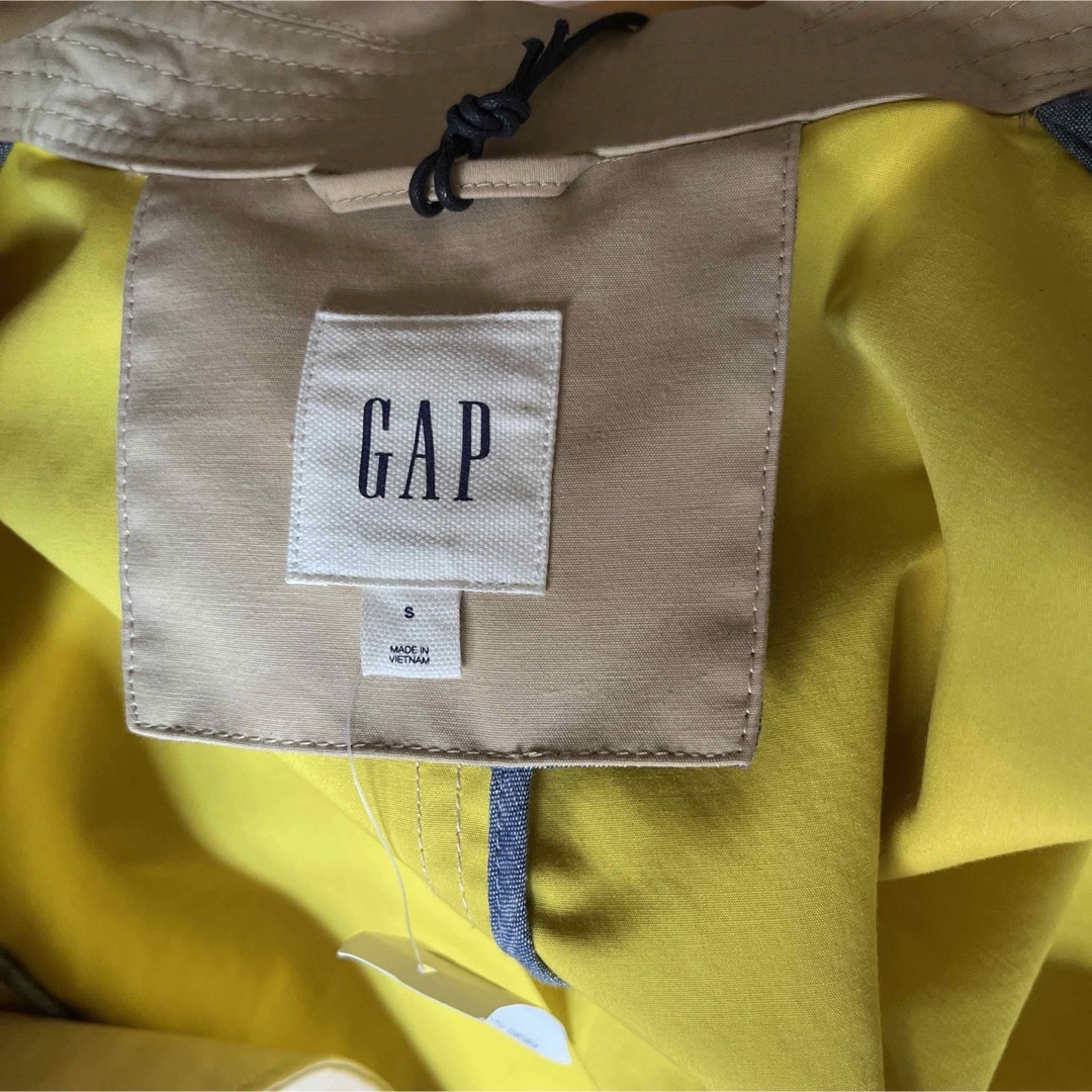 GAP(ギャップ)のＧＡＰ　メンズ　ステンカラーコート　Ｓサイズ メンズのジャケット/アウター(ステンカラーコート)の商品写真