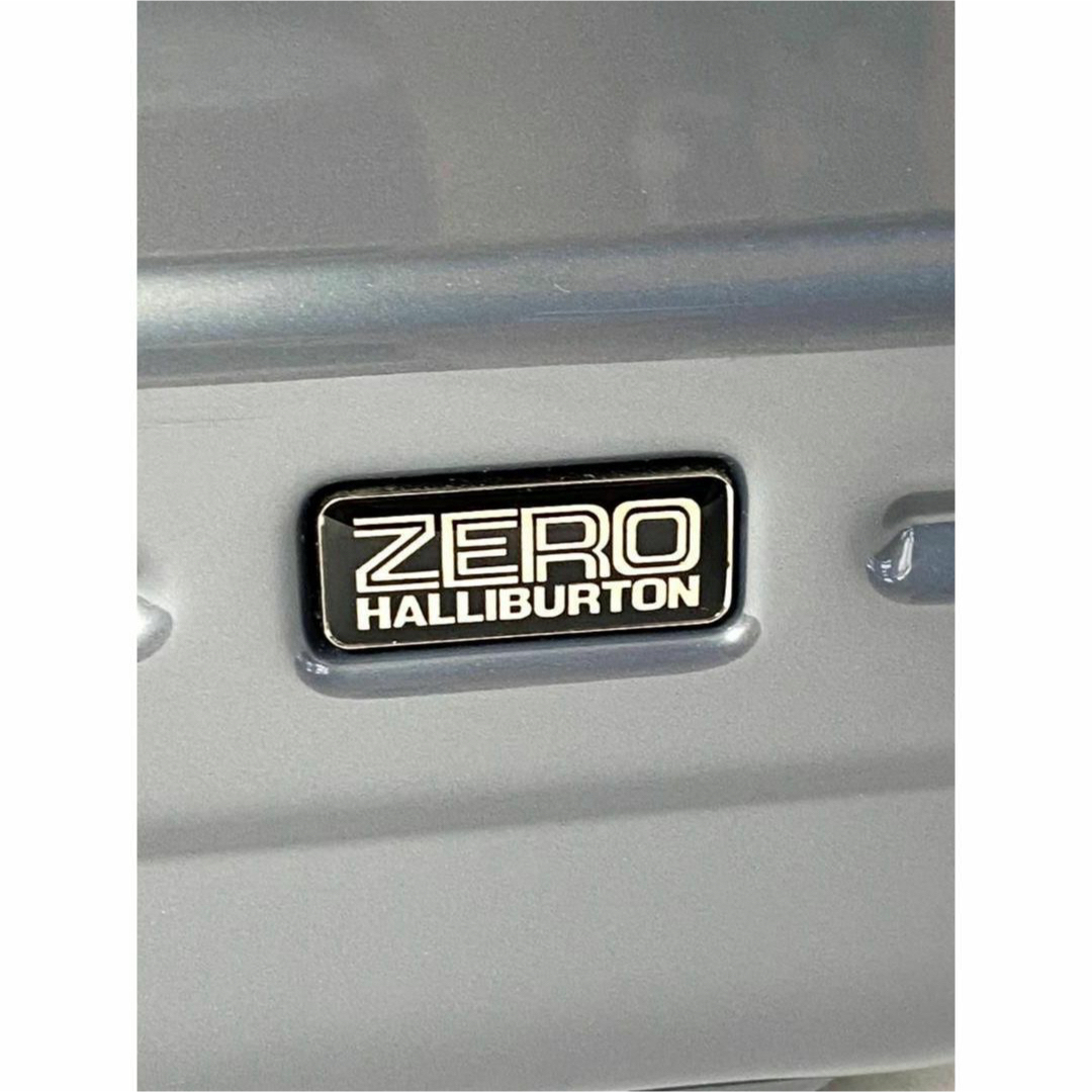 ZERO HALLIBURTON(ゼロハリバートン)のポリカーボネート製 ゼロハリバートン アタッシュケース ZW210S メンズのバッグ(ビジネスバッグ)の商品写真