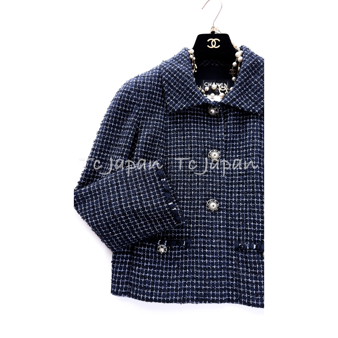CHANEL - シャネル ジャケット CHANEL 95万 新品同様 ネイビー