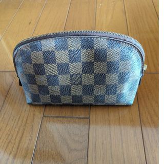 ルイヴィトン(LOUIS VUITTON)のルイヴィトン、化粧品ポーチ　正規品(ポーチ)