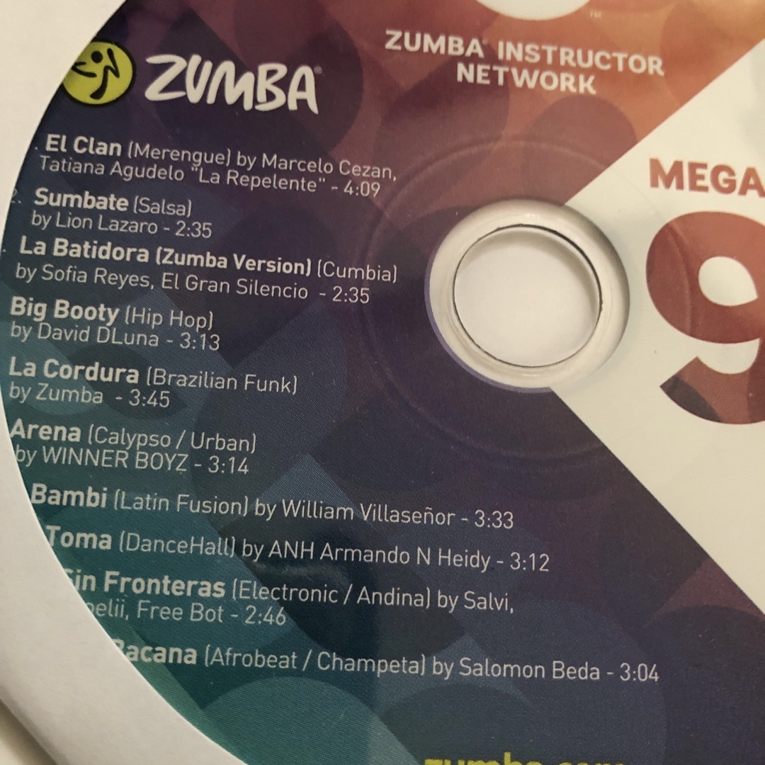 Zumba(ズンバ)のズンバCD megamix98 エンタメ/ホビーのCD(クラブ/ダンス)の商品写真