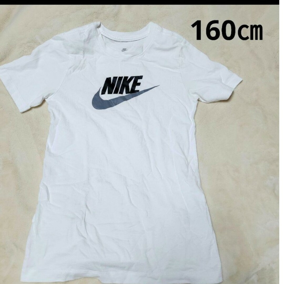 NIKE(ナイキ)のNIKE　Tシャツ　160㎝ キッズ/ベビー/マタニティのキッズ服女の子用(90cm~)(Tシャツ/カットソー)の商品写真