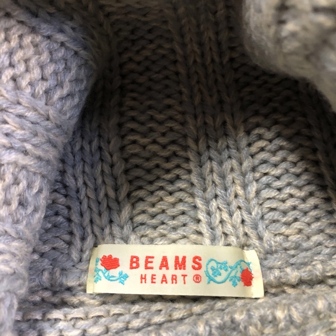 BEAMS(ビームス)の美品ビームスハート／タートルニットセーター　ビッグシルエット　ベージュ　フリー レディースのトップス(ニット/セーター)の商品写真