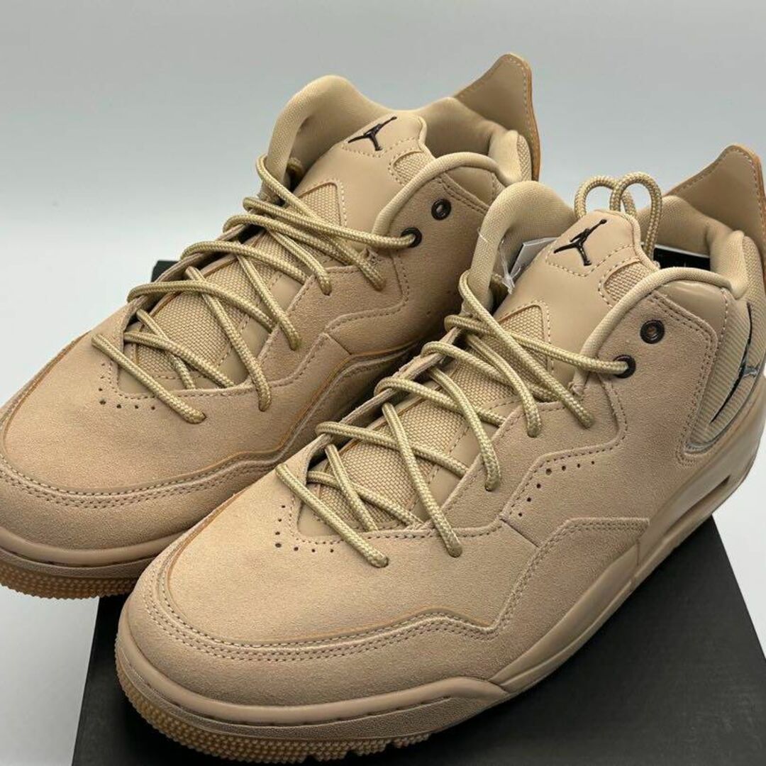 NIKE - 新品 NIKE ジョーダン コートサイド23WE 28㎝ ベージュ NIKE - 新品 NIKE ジョーダン コートサイド23WE 28㎝ ベージュ