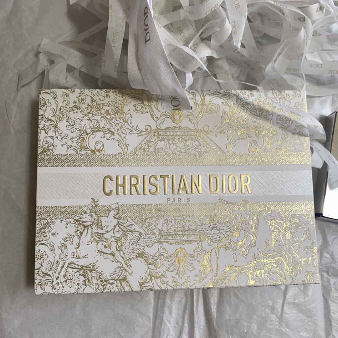 Dior(ディオール)のディオール バックステージ アイパレット 011 ホリデー クリスマス限定 コスメ/美容のベースメイク/化粧品(アイシャドウ)の商品写真