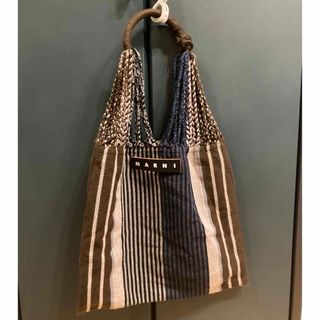 マルニ(Marni)のMARNI マルニ ハンモックバッグ ブルー ストライプ(トートバッグ)