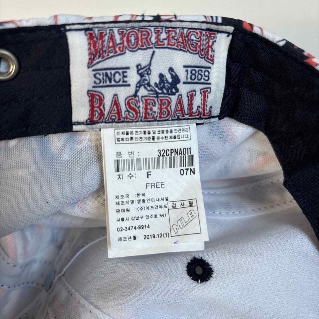 MLB(メジャーリーグベースボール)のMLB korea　コリア LA  キャップ　帽子 ユニセックス メンズの帽子(キャップ)の商品写真