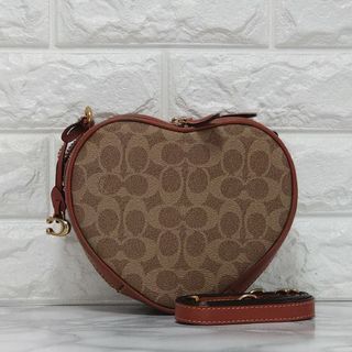 コーチ(COACH)のCOACH コーチ ショルダーバッグ ハート シグネチャー クロスボディ 未使用(ショルダーバッグ)