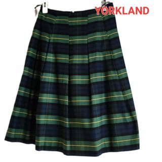 ヨークランド(Yorkland)の大変美品　保管シワ　YORKLAND  チェックスカート(ひざ丈スカート)