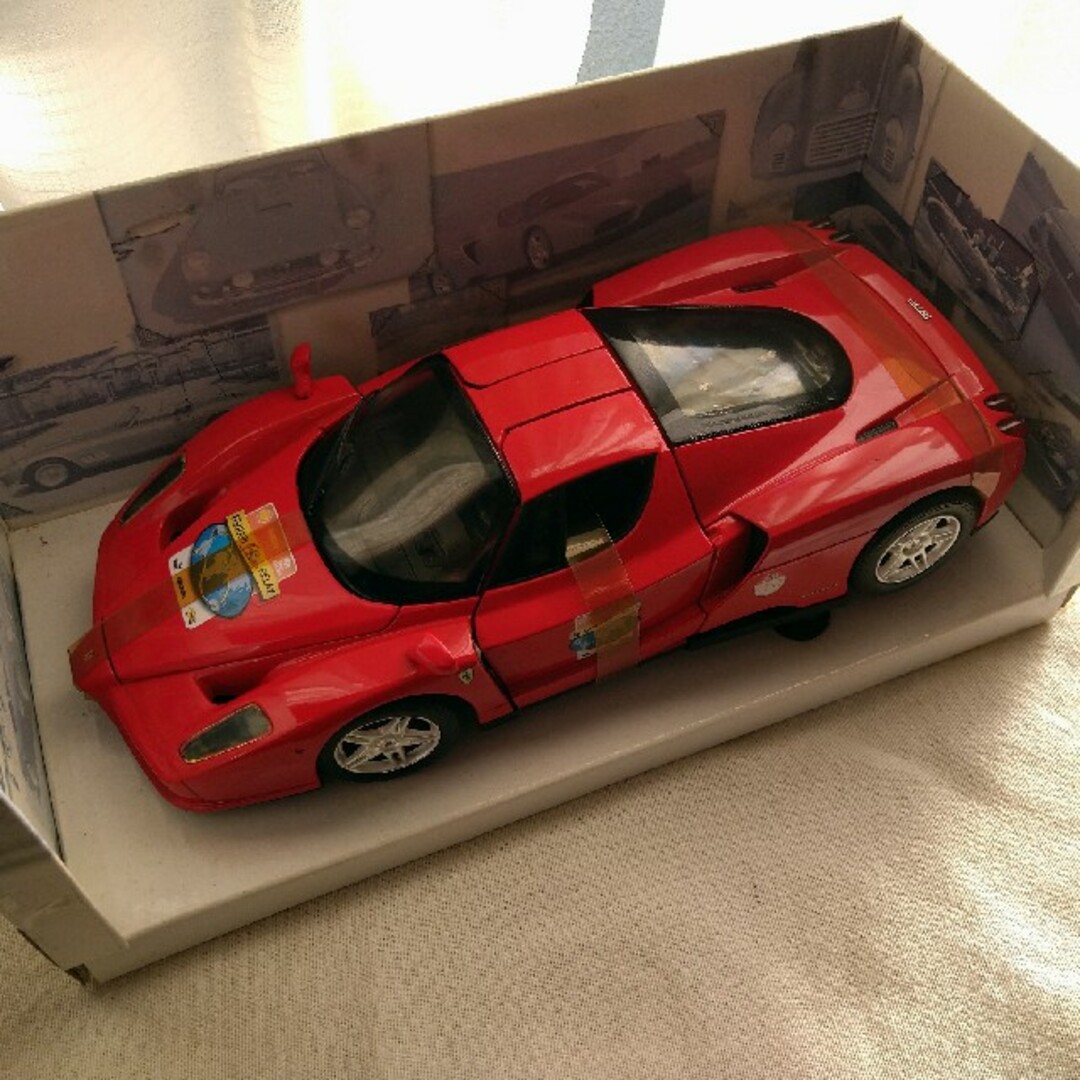 Ferrari(フェラーリ)のエンツォ・フェラーリ 1/18 エンタメ/ホビーのおもちゃ/ぬいぐるみ(ミニカー)の商品写真