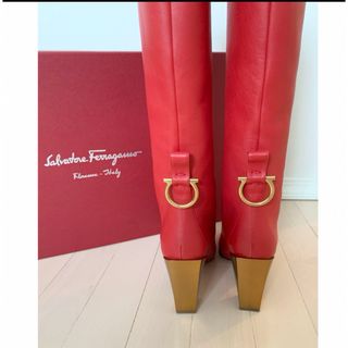 サルヴァトーレフェラガモ(Salvatore Ferragamo)の♡きよさん様♡専用(ブーツ)