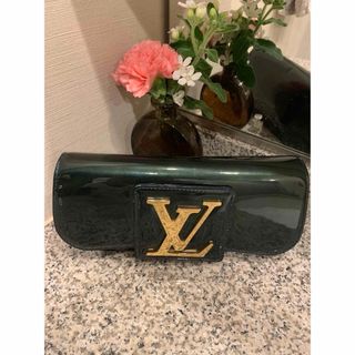 ルイヴィトン(LOUIS VUITTON)のルイヴィトン　バッグ　クラッチ　(クラッチバッグ)