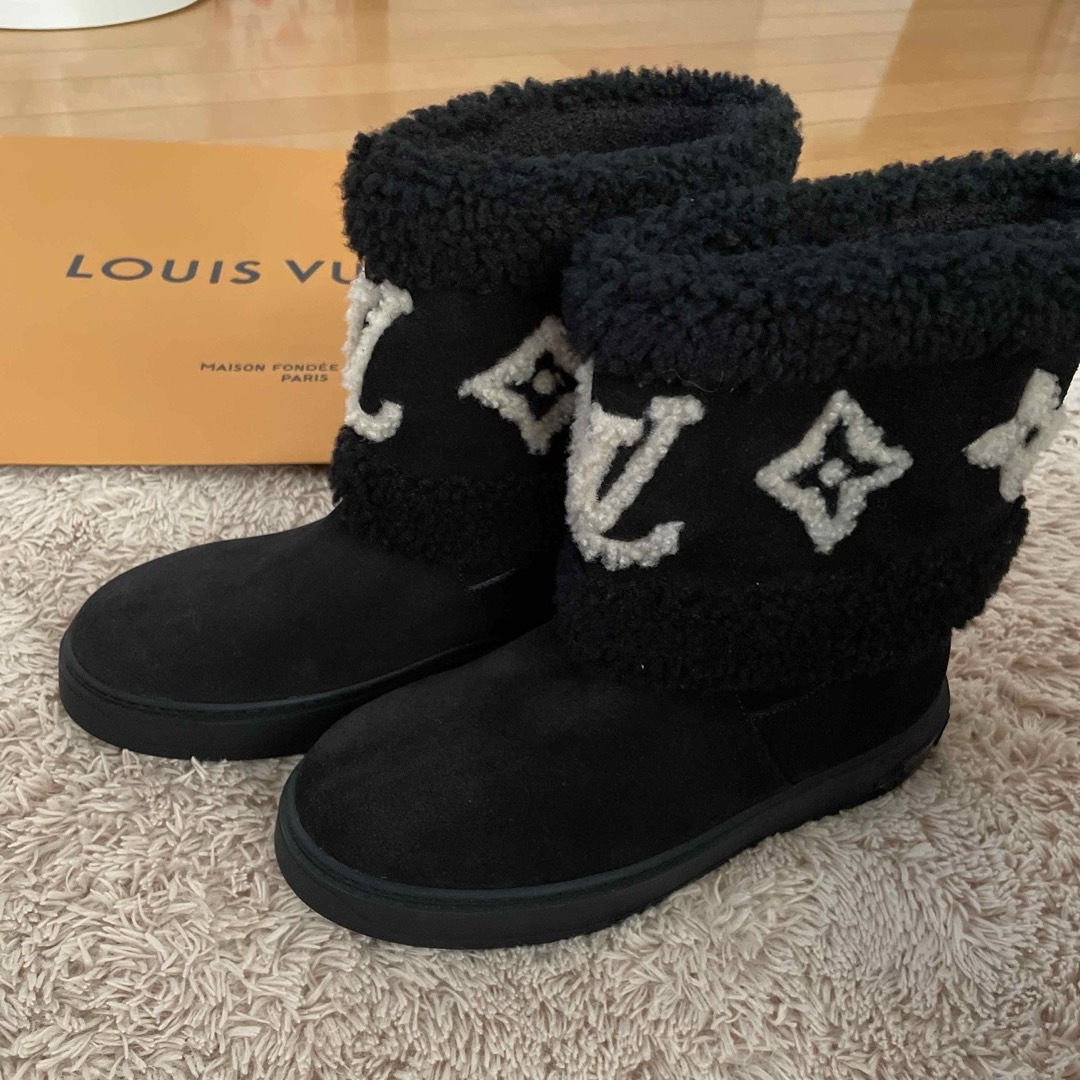 LOUIS VUITTON ルイヴィトン スノードロップ アンクルブーツ LOUIS VUITTON ルイヴィトン スノードロップ アンクルブーツ
