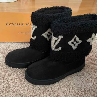 ルイヴィトン(LOUIS VUITTON)の　LOUIS VUITTON ルイヴィトン  スノードロップラインアンクルブーツ(ブーツ)