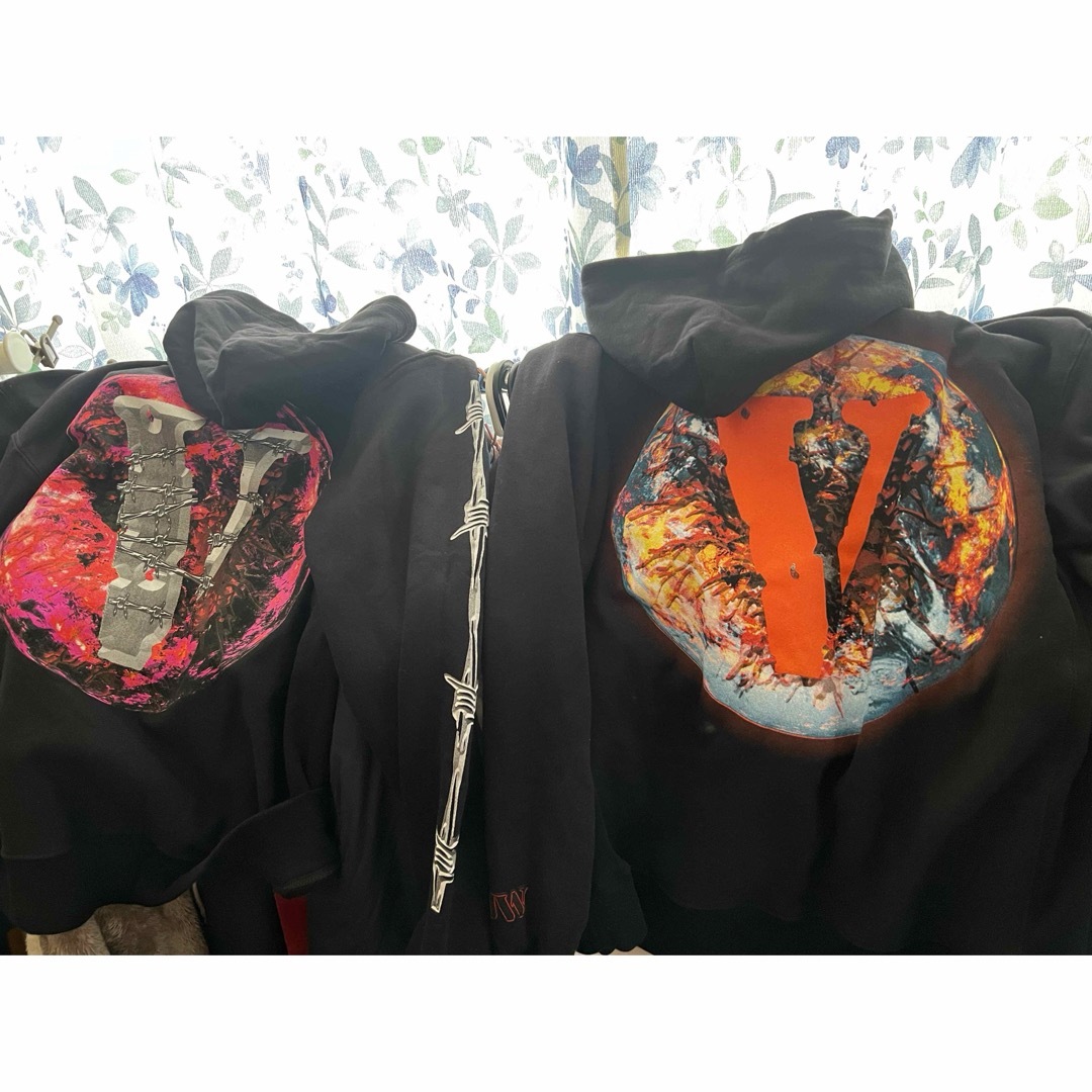 VLONE(ヴィーローン)のJuice World x VLONE  パーカーセット メンズのトップス(パーカー)の商品写真