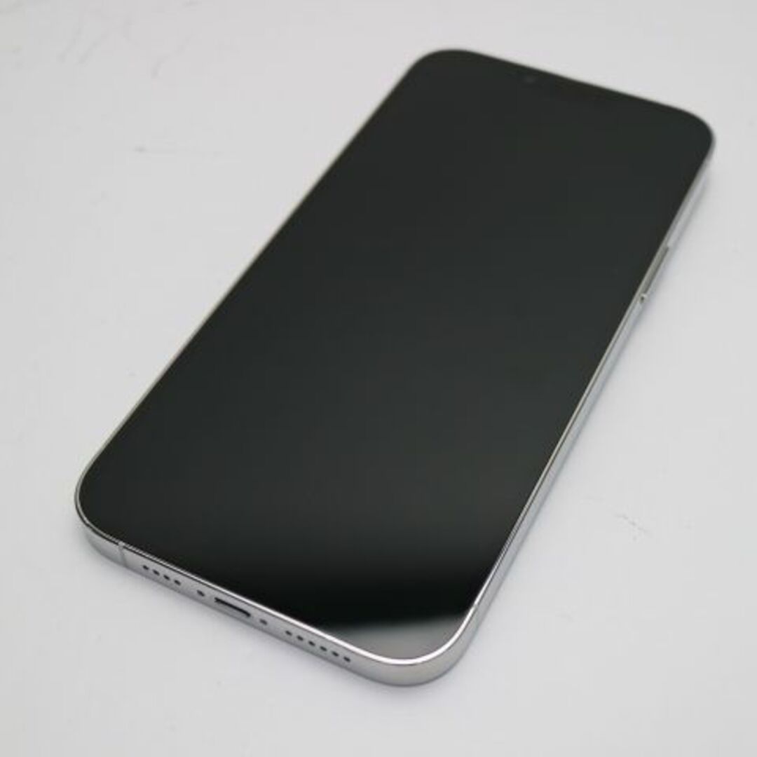 iPhone(アイフォーン)のSIMフリー iPhone13 Pro Max 256GB シルバー スマホ/家電/カメラのスマートフォン/携帯電話(スマートフォン本体)の商品写真